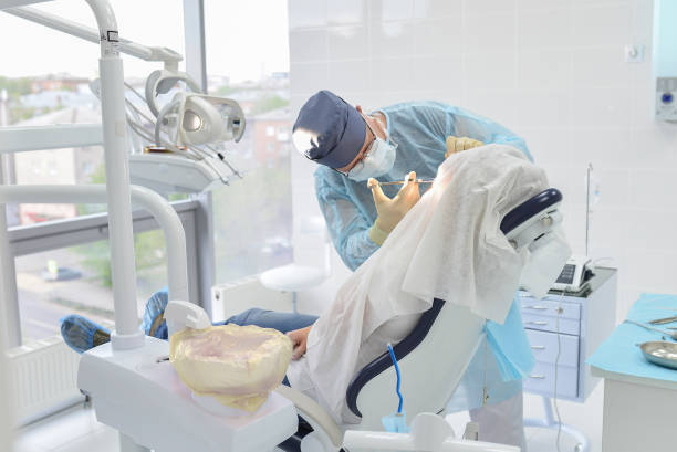 Best Emergency Tooth Extraction in Maywood Park, OR
